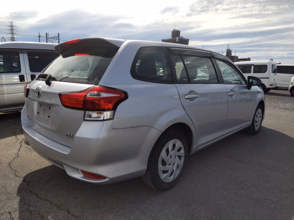 TOYOTA COROLLA FIELDER