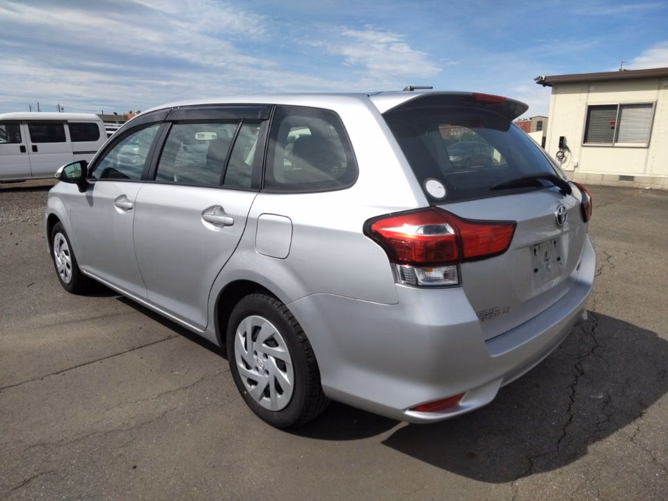 TOYOTA COROLLA FIELDER
