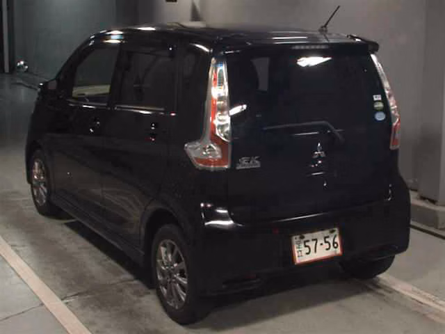 MITSUBISHI EK CUSTOM