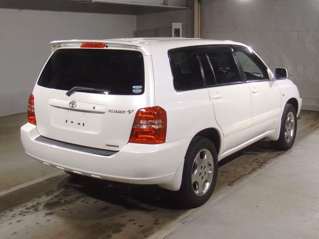 TOYOTA KLUGER V