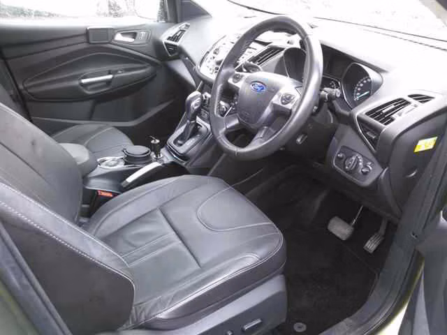 FORD KUGA