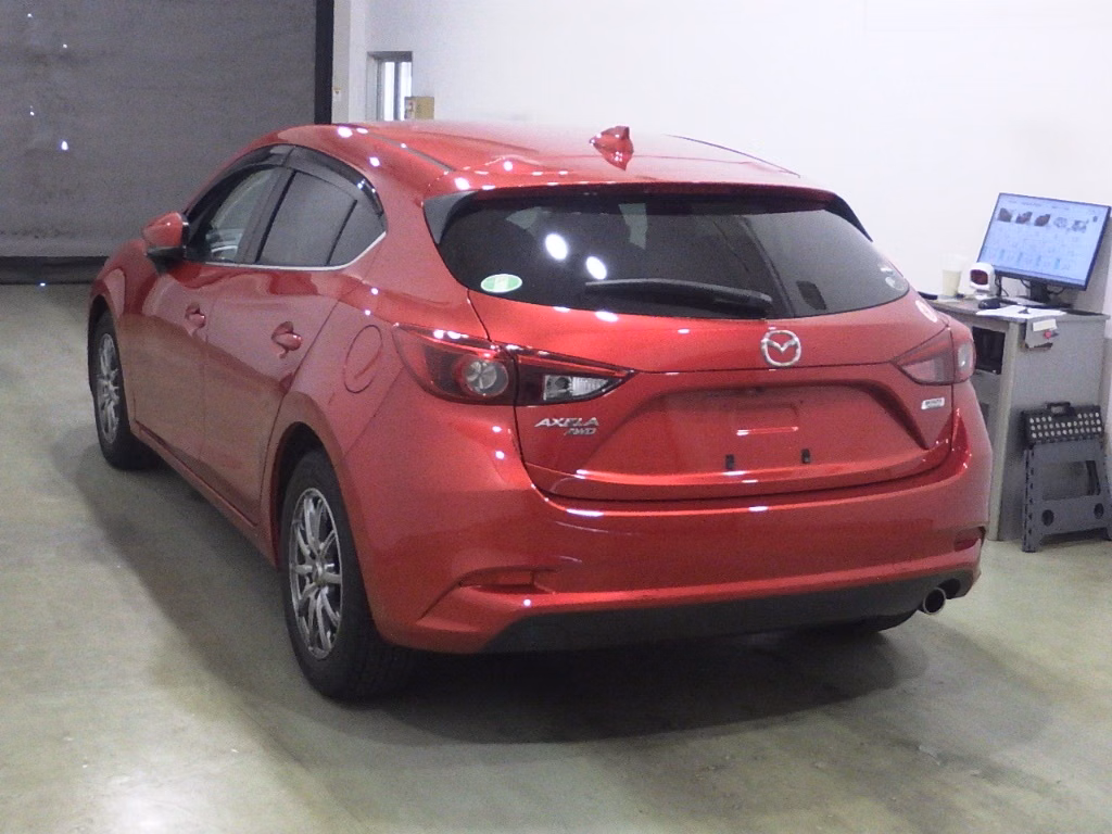 MAZDA AXELA