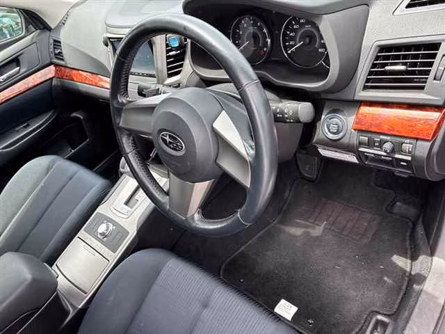 SUBARU LEGACY B4