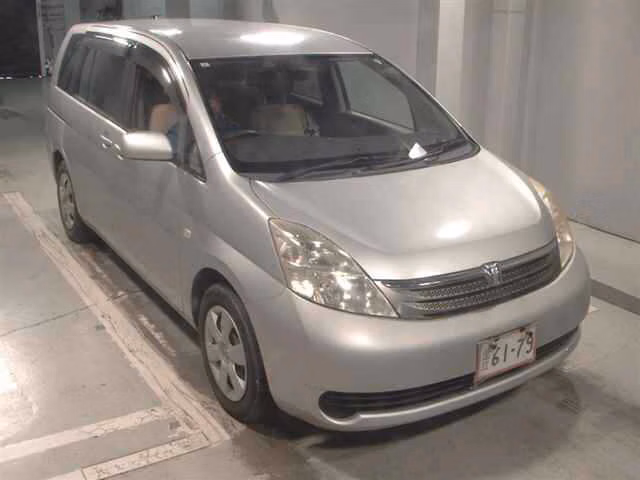 TOYOTA ISIS