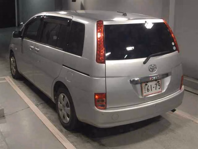 TOYOTA ISIS