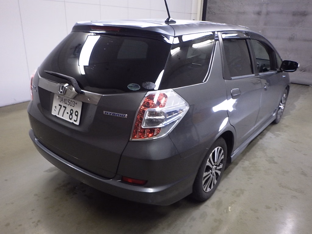 HONDA FIT SHUTTLE