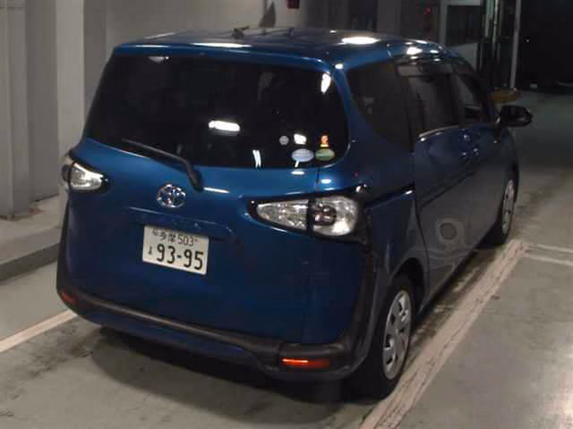 TOYOTA SIENTA