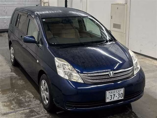 TOYOTA ISIS