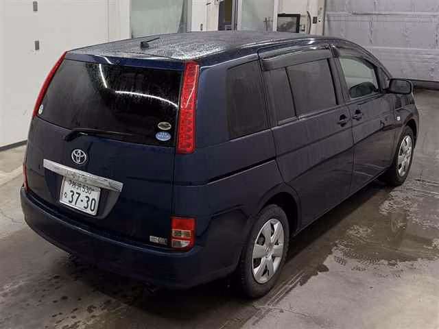 TOYOTA ISIS