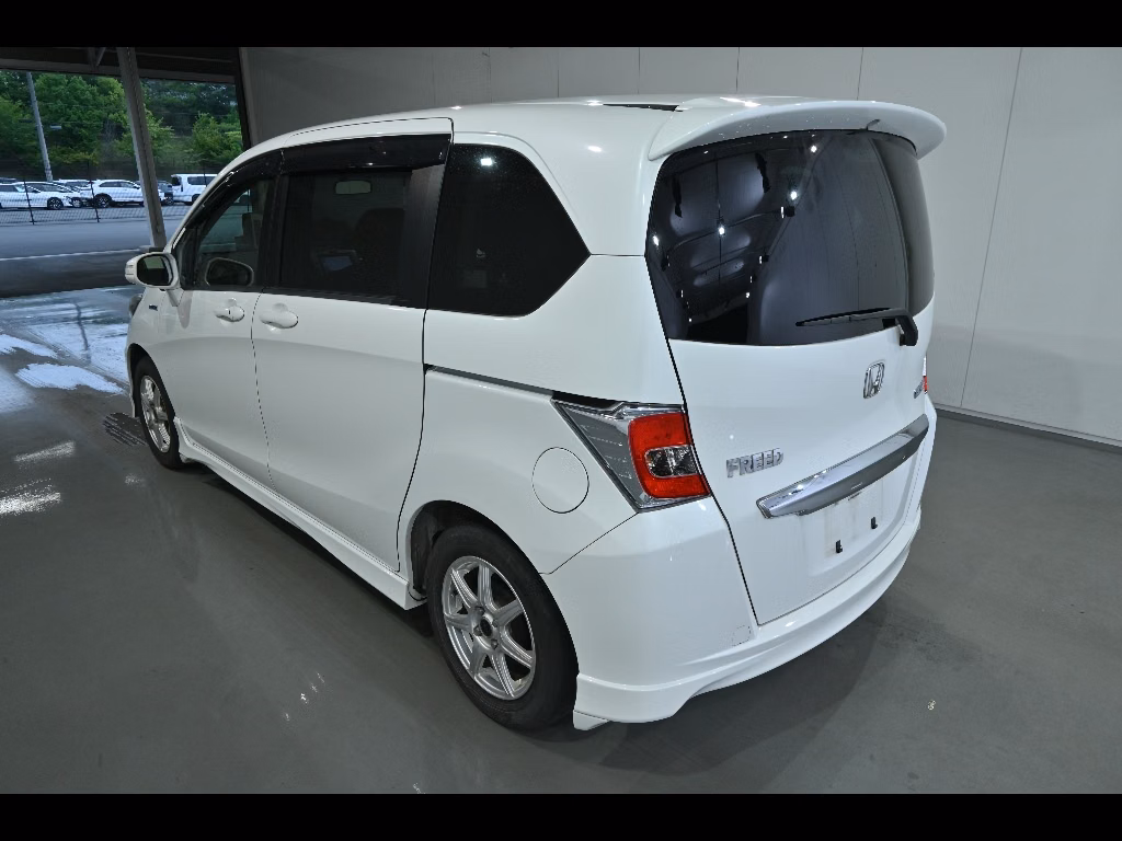 HONDA FREED