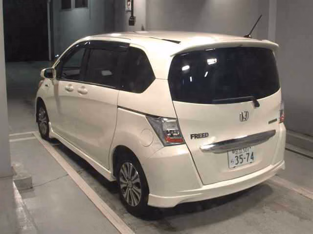 HONDA FREED