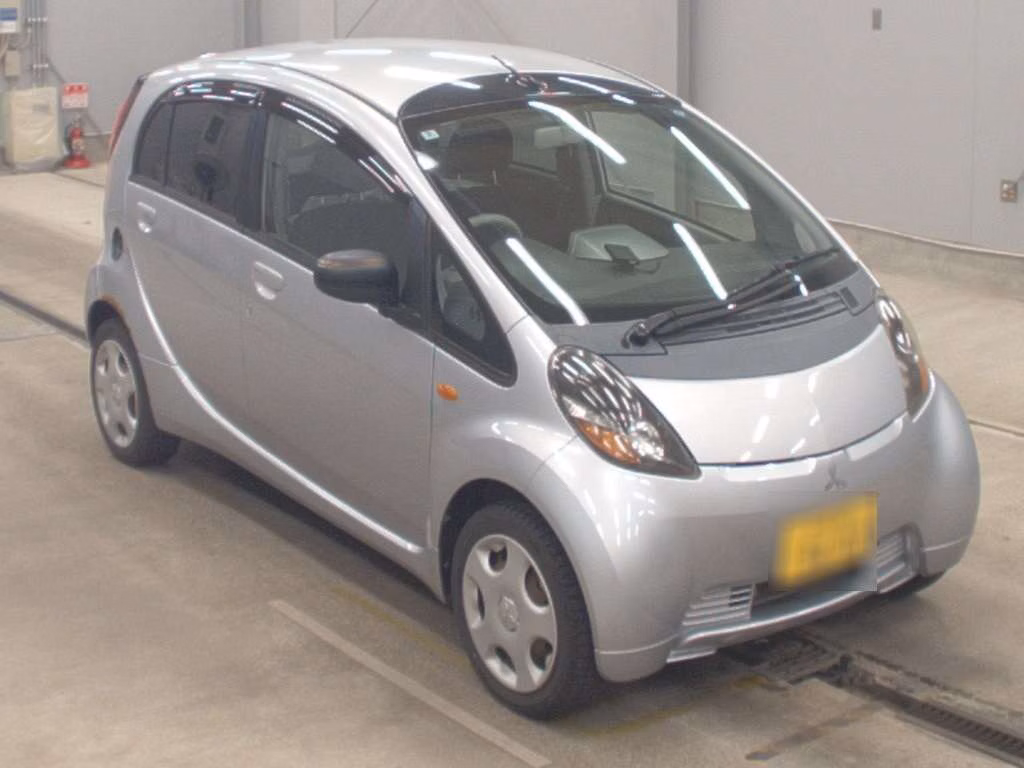 MITSUBISHI I