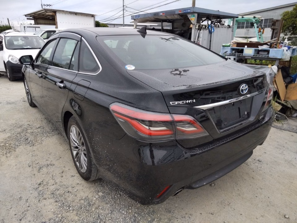 TOYOTA CROWN