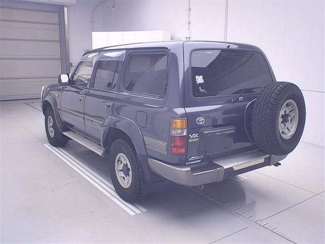 TOYOTA LAND CRUISER