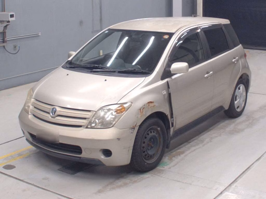 TOYOTA IST