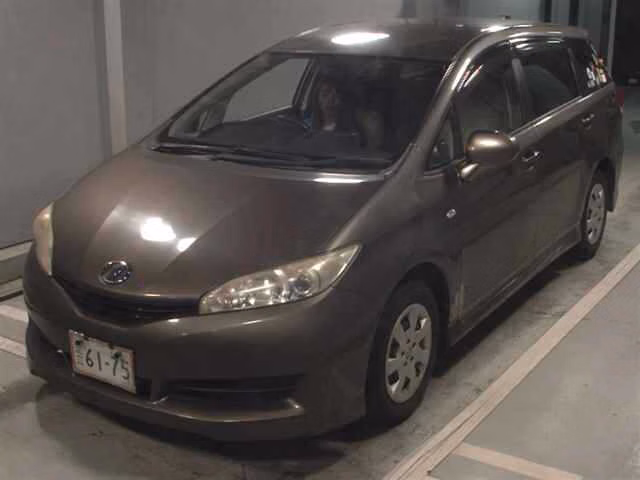 TOYOTA WISH
