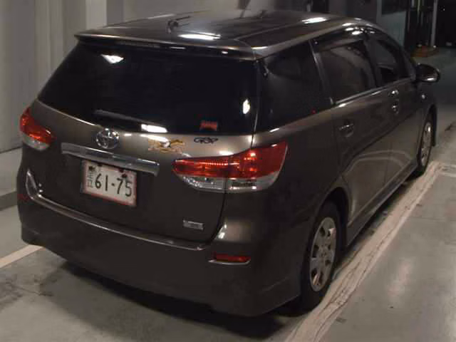 TOYOTA WISH