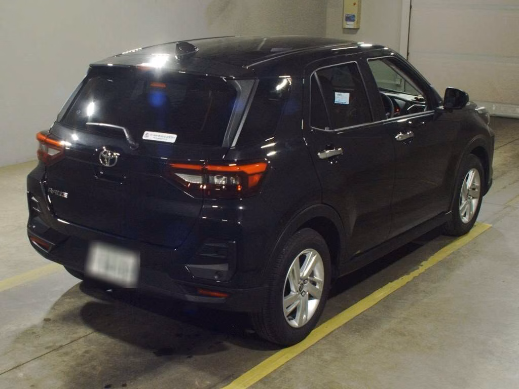 TOYOTA RAIZE