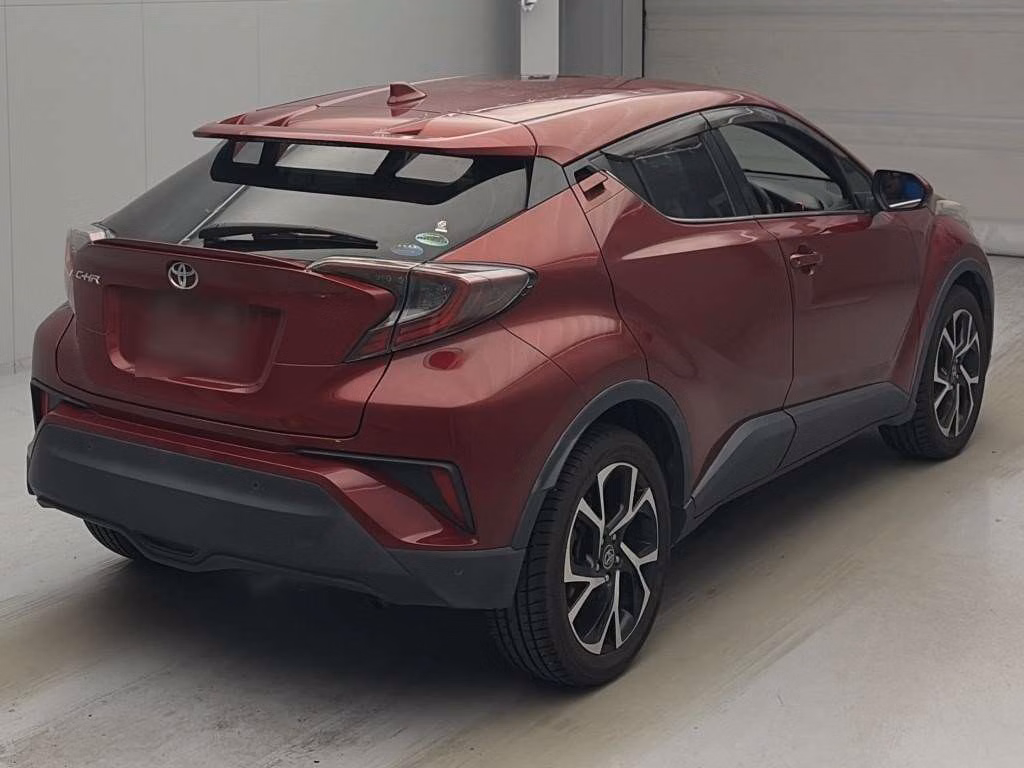 TOYOTA C-HR