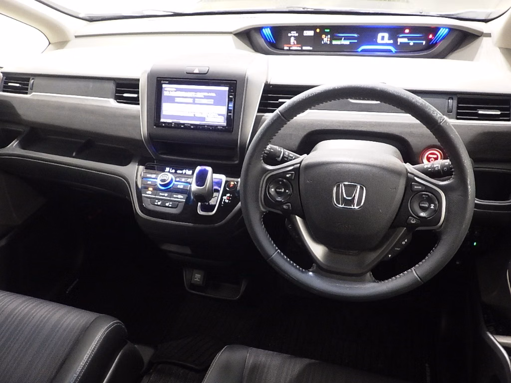 HONDA FREED+