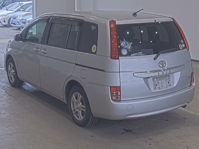 TOYOTA ISIS