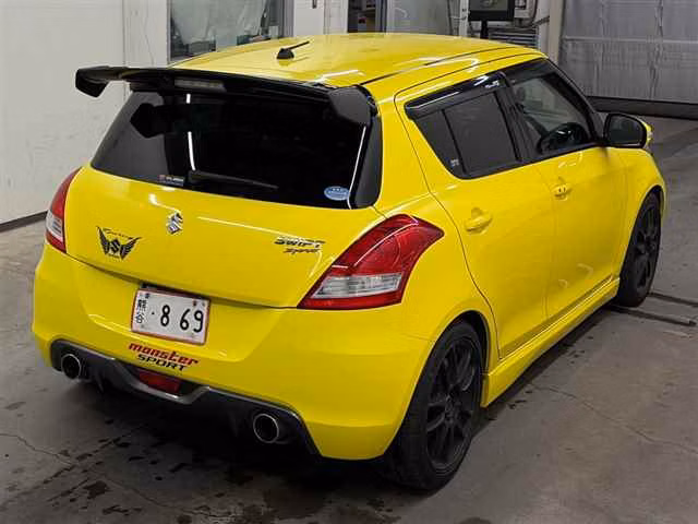 SUZUKI SWIFT