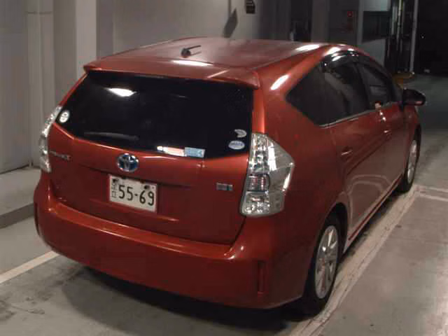 TOYOTA PRIUS ALPHA