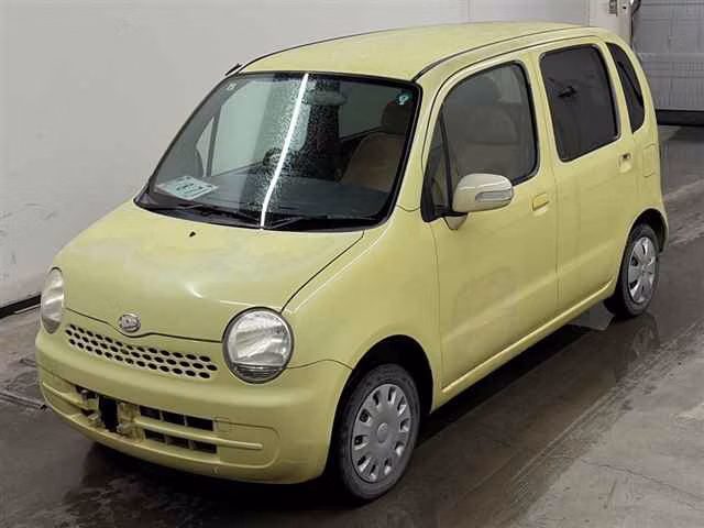 DAIHATSU MOVE LATTE