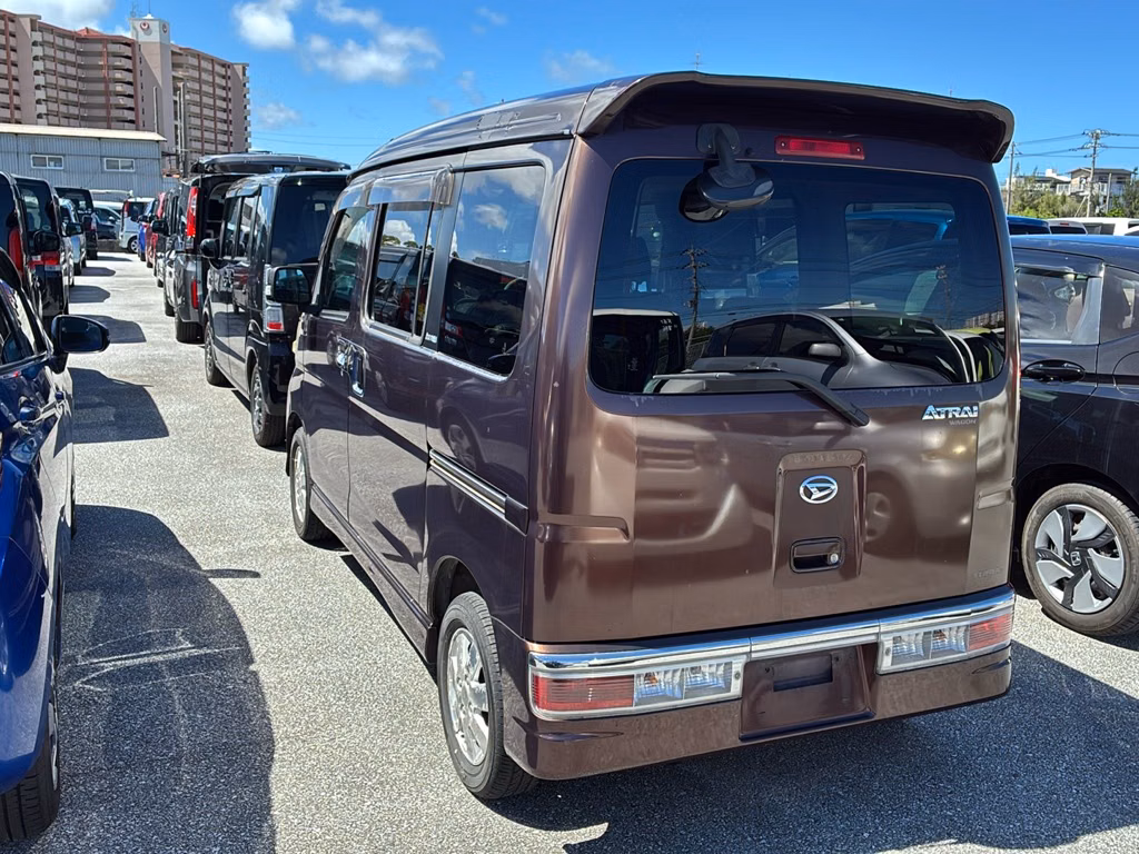 DAIHATSU ATRAI