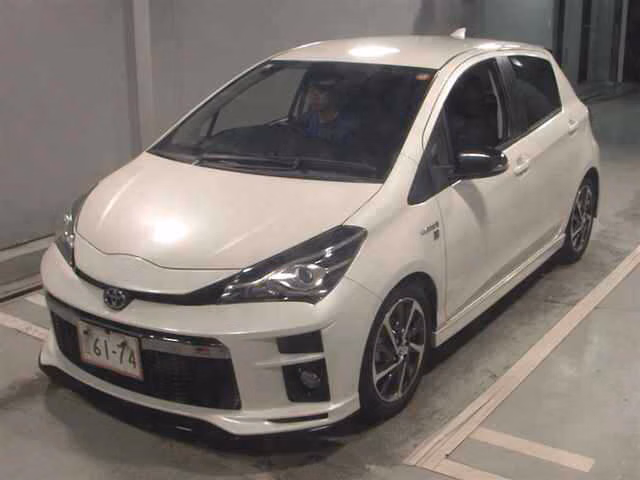 TOYOTA VITZ