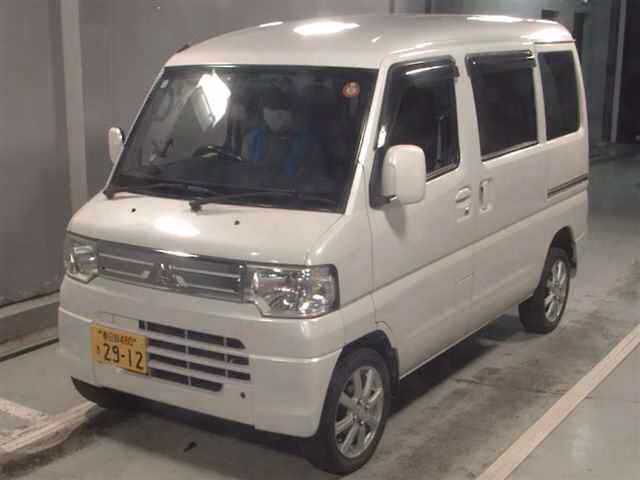 MITSUBISHI MINICAB