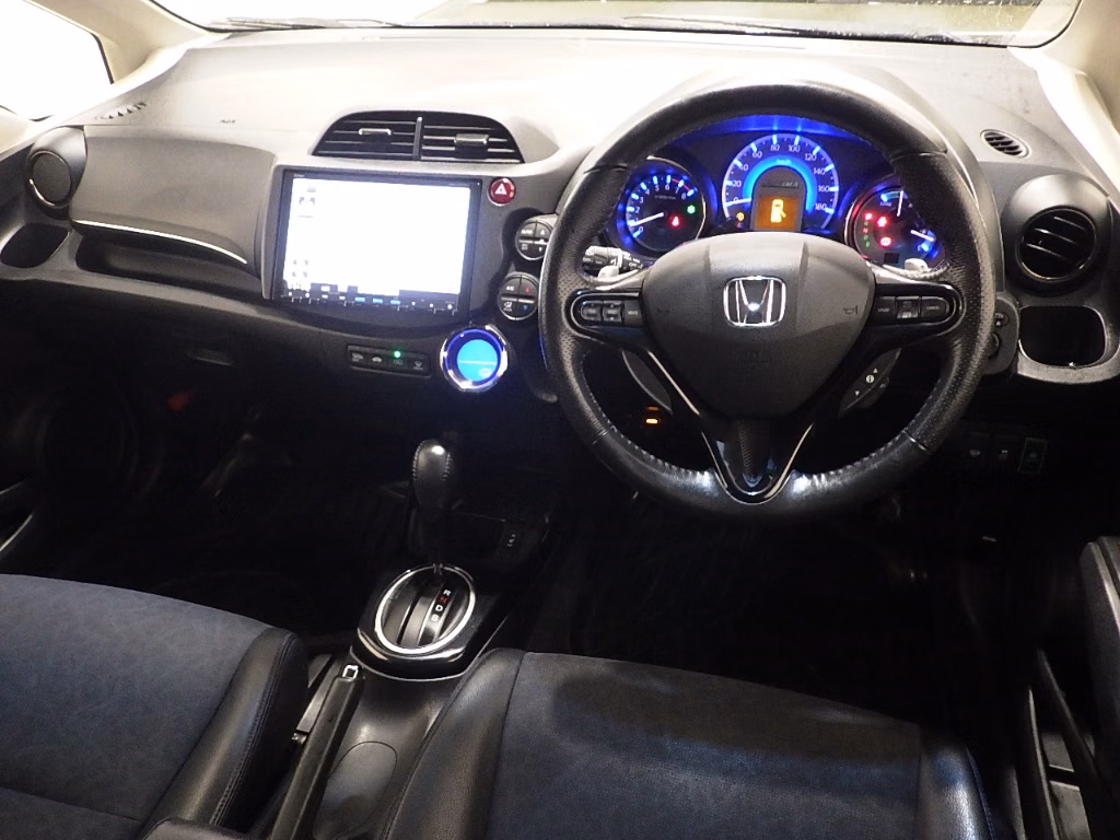 HONDA FIT SHUTTLE