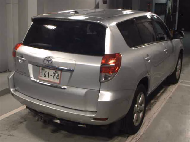 TOYOTA VANGUARD