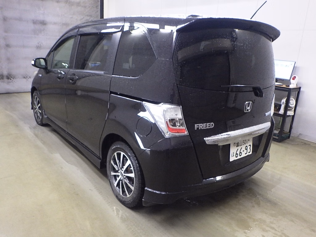 HONDA FREED