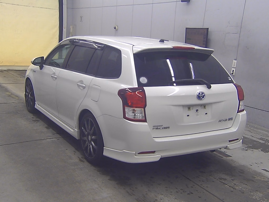 TOYOTA COROLLA FIELDER