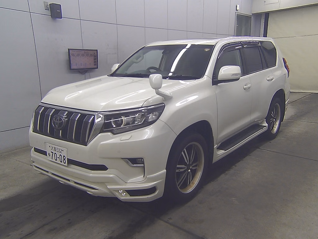 TOYOTA LAND CRUISER PRADO