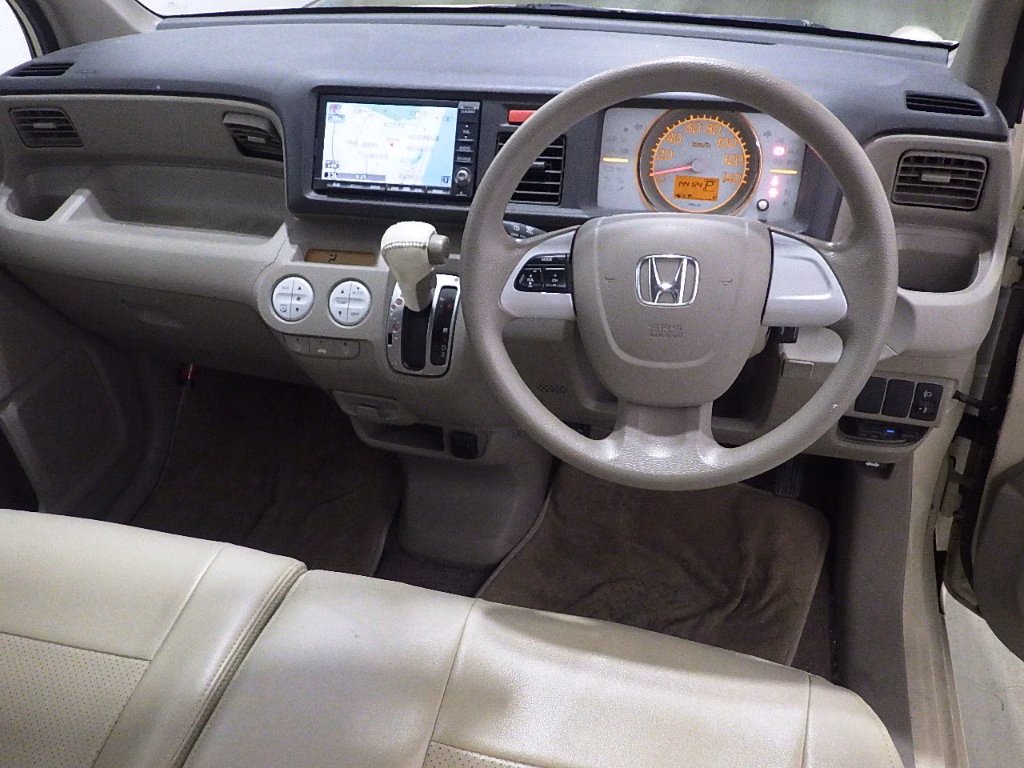 HONDA LIFE