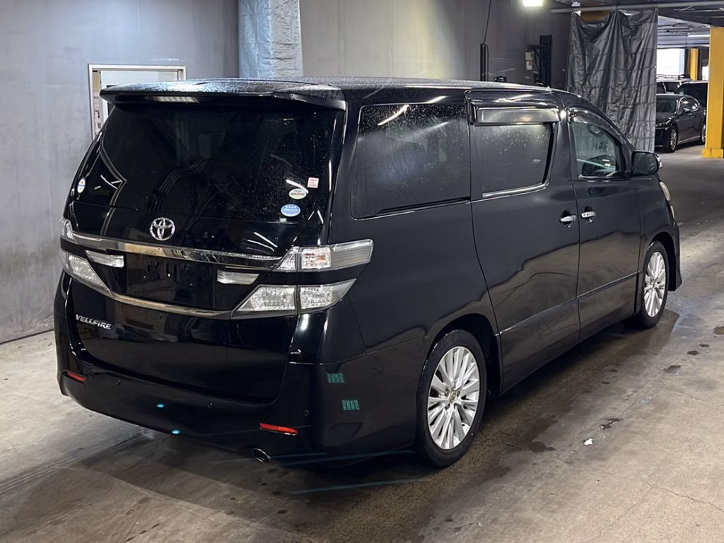TOYOTA VELLFIRE