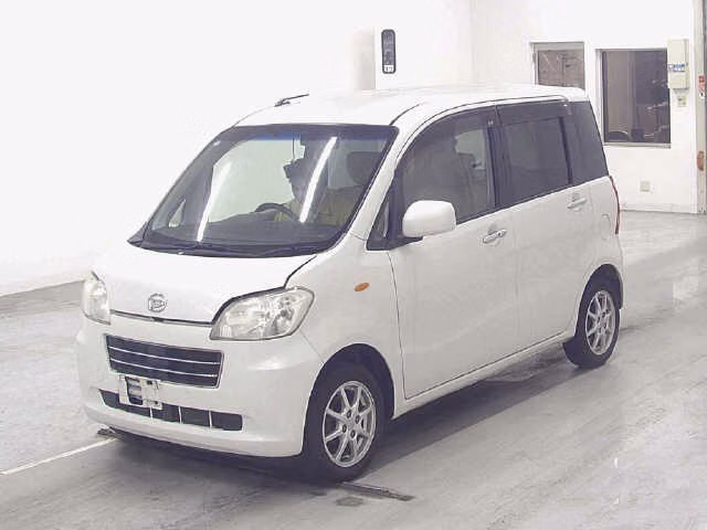 DAIHATSU TANTO EXE