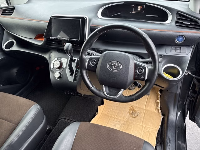 TOYOTA SIENTA