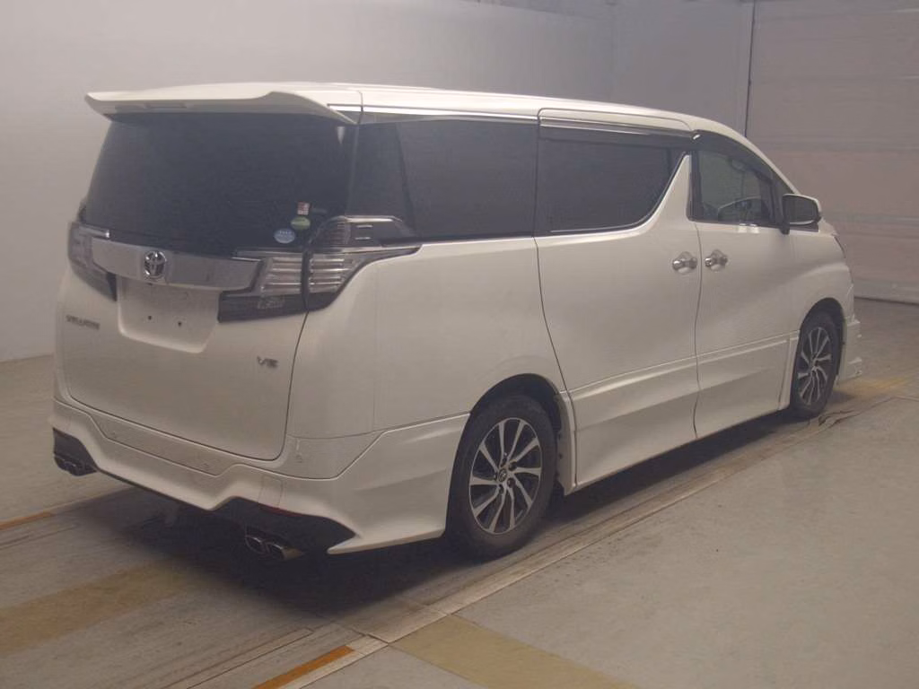 TOYOTA VELLFIRE