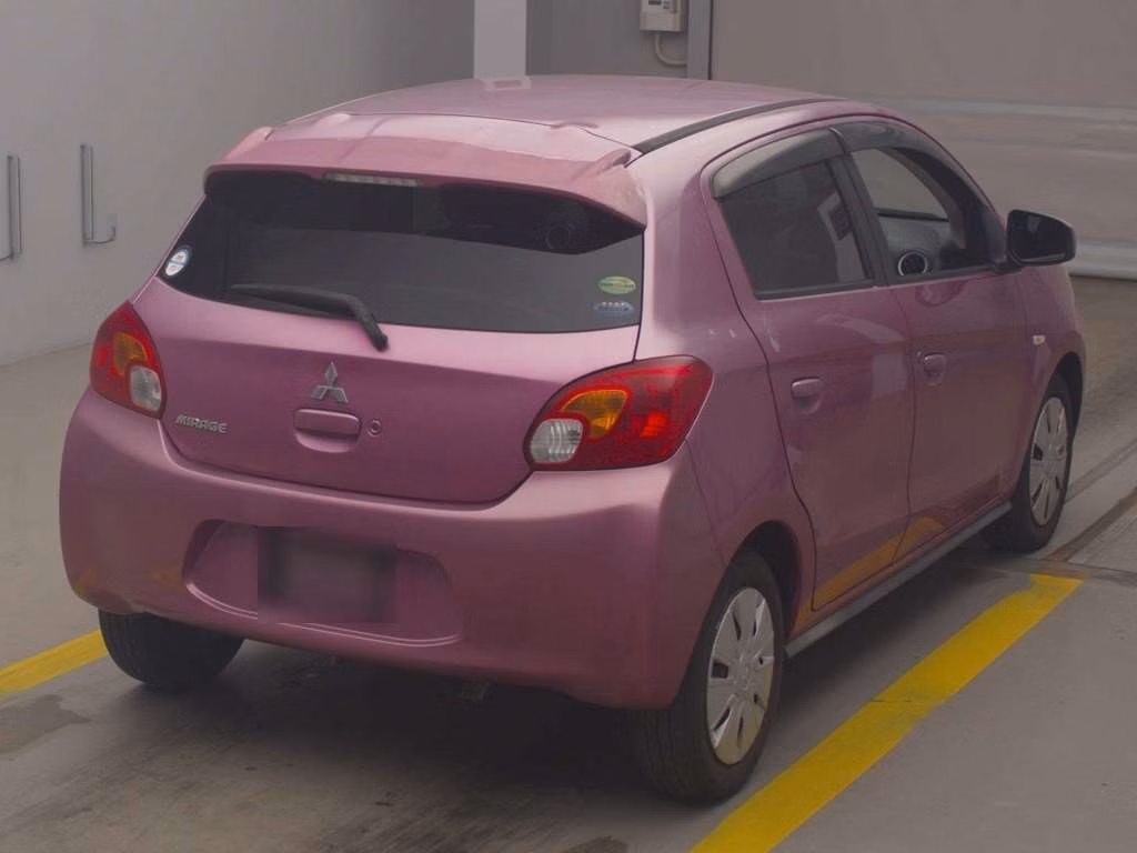 MITSUBISHI MIRAGE