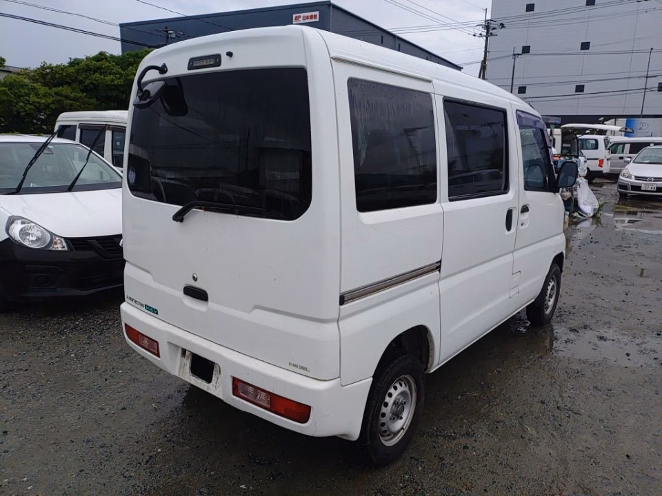 MITSUBISHI MINICAB MIEV
