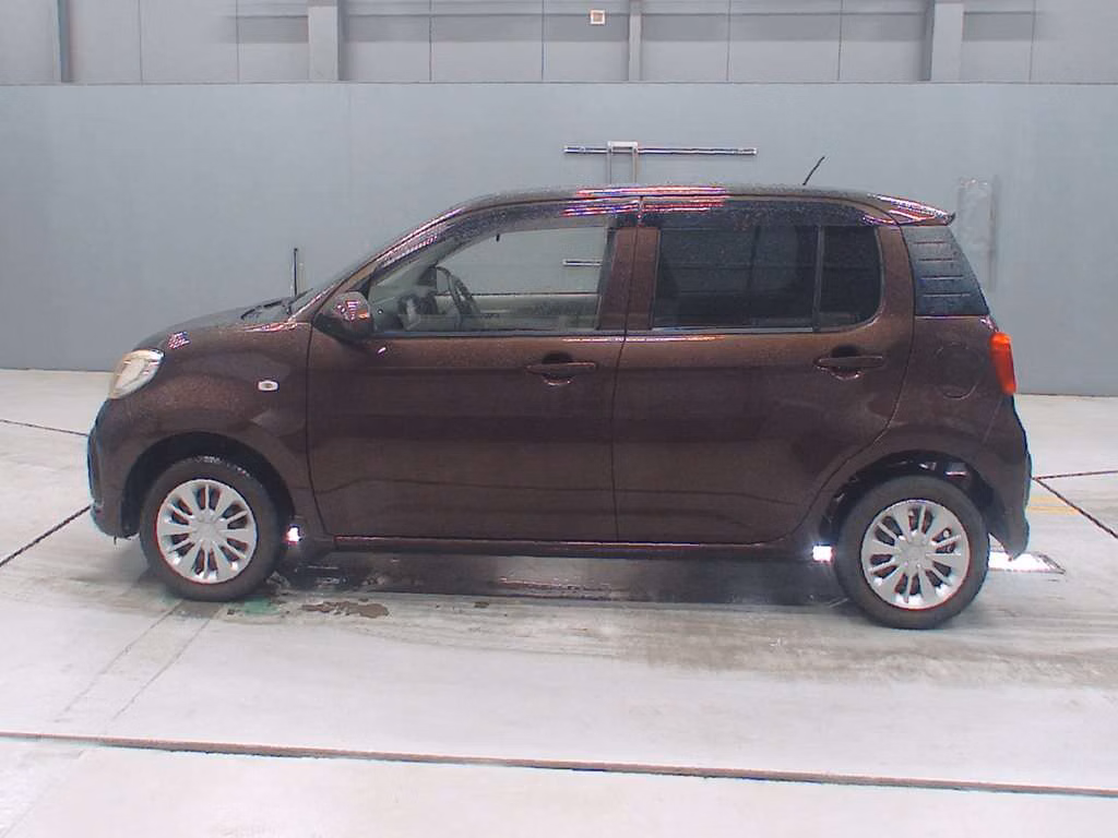 DAIHATSU BOON