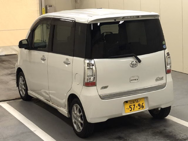 DAIHATSU TANTO EXE