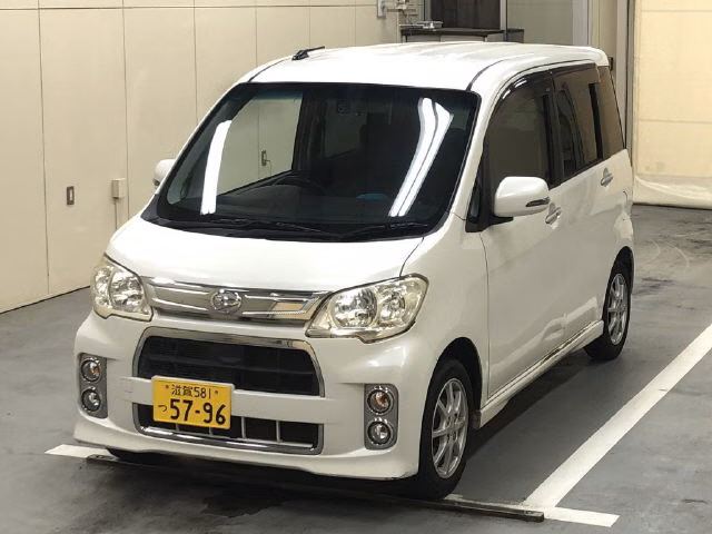 DAIHATSU TANTO EXE
