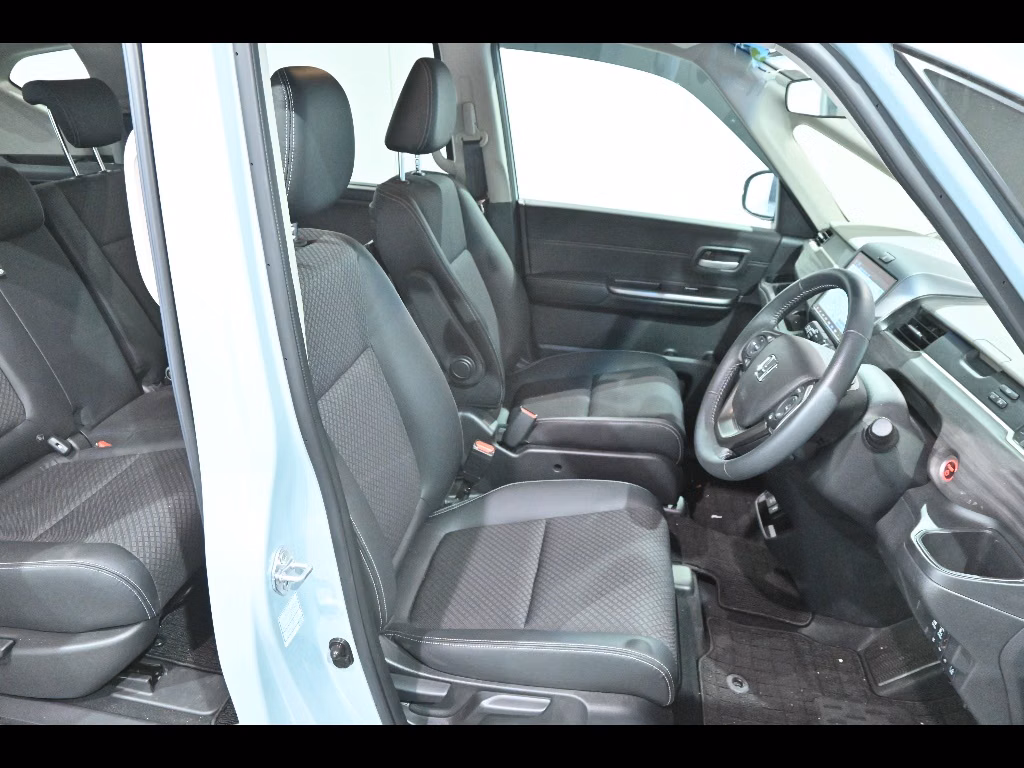 HONDA FREED+