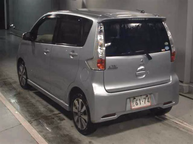 MITSUBISHI EK CUSTOM