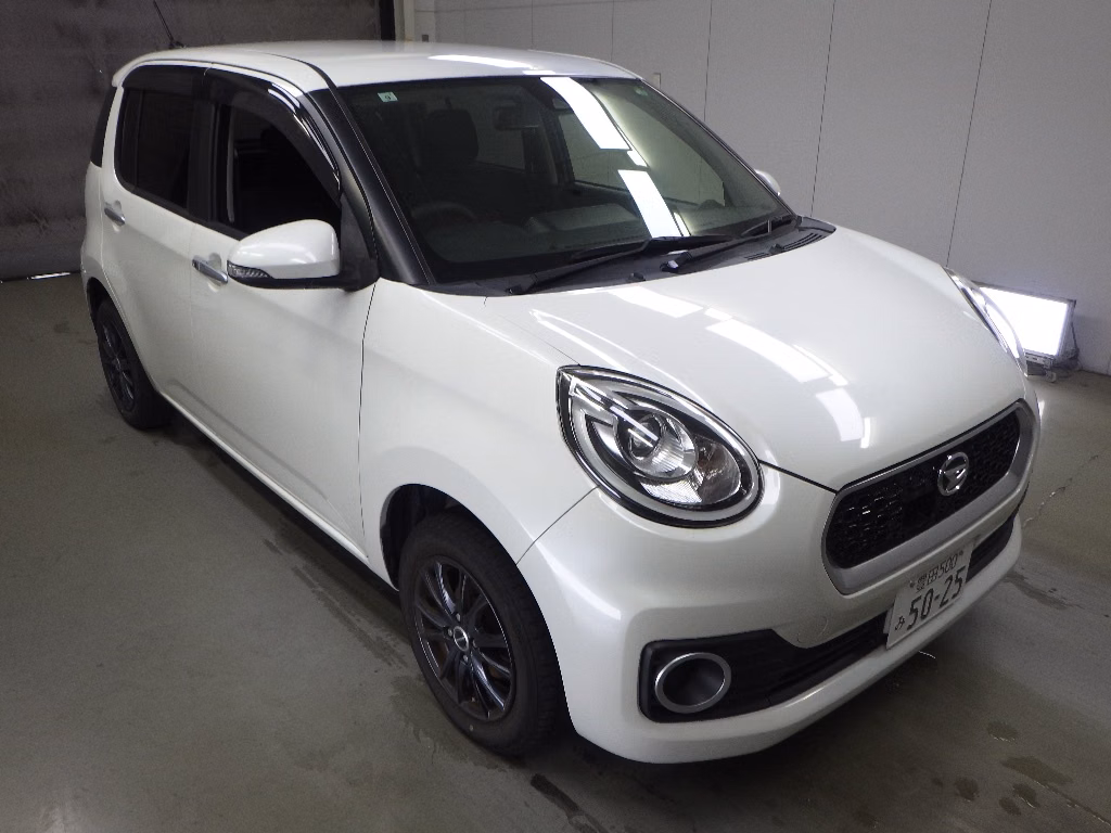 DAIHATSU BOON