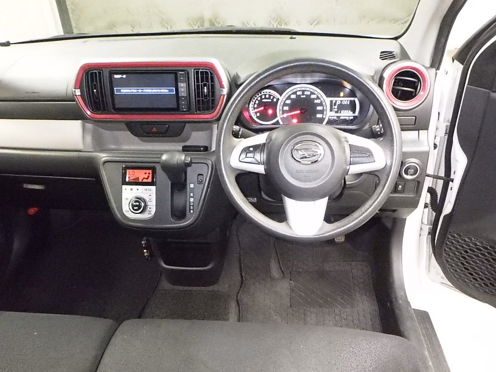 DAIHATSU BOON